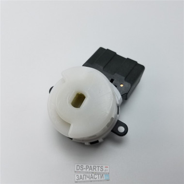 Hyundai Solaris/Kia Rio - контактная группа зампка зажигания 931101R000